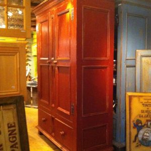 Armoire antique en pin de 72 ''