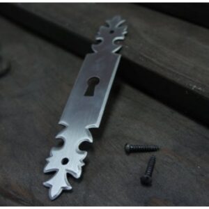 Entrée de serrure de 150 mm en fer poli.