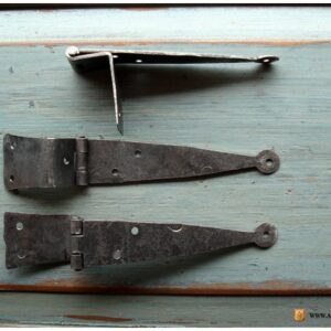 Penture intérieure de coffre en fer forgé avec abattant