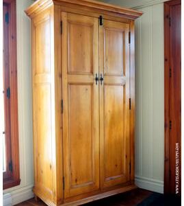 Armoire penderie en pin de 76''