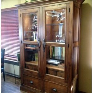 Armoire Curio de 84 ''